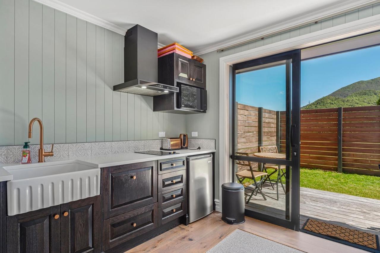 Stagford Retreat Apartment - Таупо Экстерьер фото